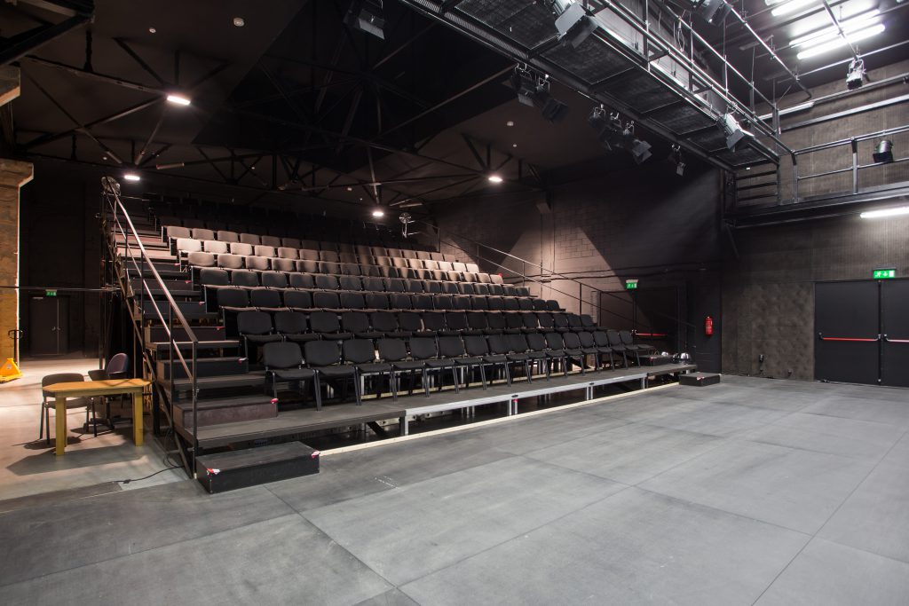 Vaba Lava teatrikeskus ootab 2016/2017 teatrihooaja kuraatoriprogrammi lavastusprojekte