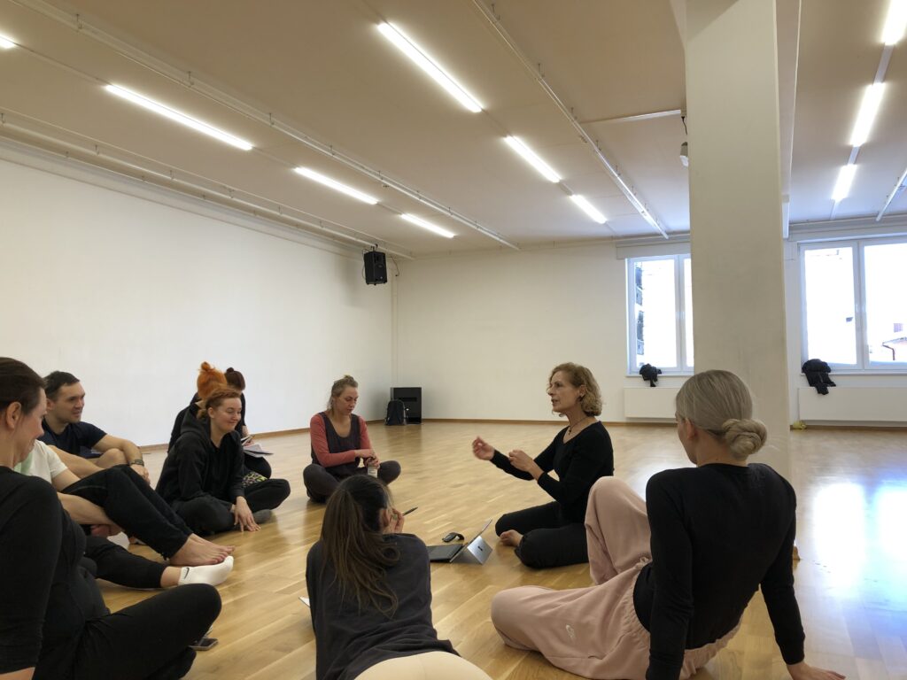 KIIRKOHTING – Miks võiks tulla Viljandisse ja Tartusse õppima magistriõppesse kunstide ja tehnoloogia õpetaja tantsuõpetaja erialale?