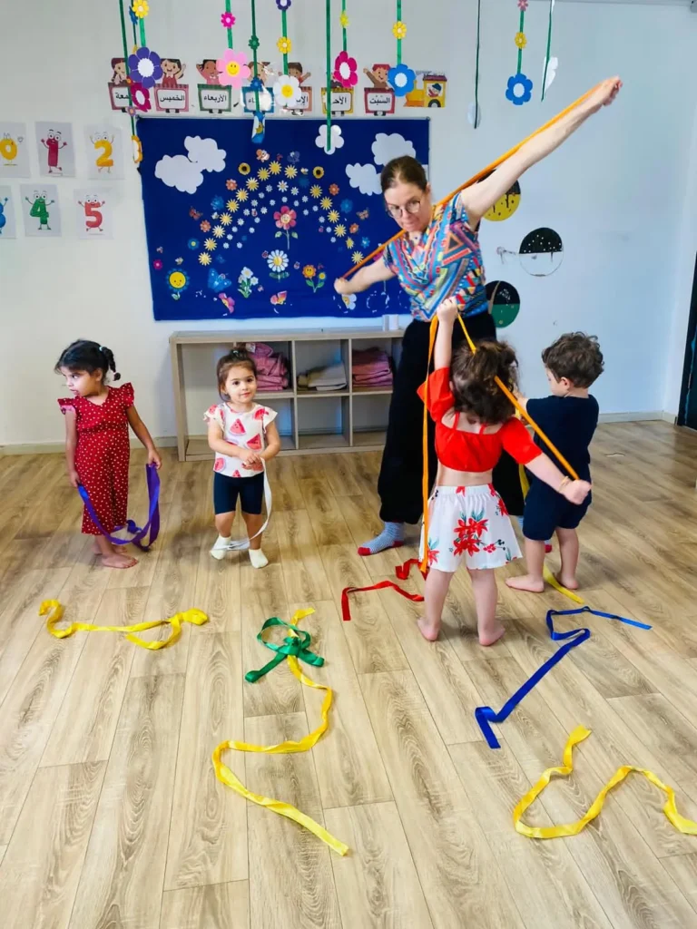 Tantsutunnid sõimelastega – kohalolu meistriklass